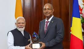 सेशेल्स ने PM मोदी को दिया ‘गार्डियन ऑफ द ब्लू होराइजन’ अवॉर्ड