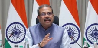 शिक्षा मंत्री धर्मेंद्र प्रधान ने दिया इस्तीफा