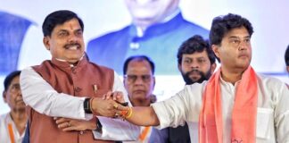 मुख्यमंत्री डॉ. यादव और केन्द्रीय मंत्री सिंधिया ने शिवपुरी जिले के पाली में 2,500 करोड़ रूपए के अदाणी डिफेंस एंड एयरोस्पेस प्लांट का किया भूमिपूजन