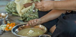आषाढ़ अमावस्या के दिन करें उपाय, पितृ दोष होंगे दूर और पूर्वज होंगे प्रसन्न