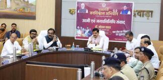 छिंदवाड़ा में जनसुनवाई के दौरान CM मोहन यादव का एक्शन, 3 अधिकारी सस्पेंड; 2 की वेतनवृद्धि पर रोक