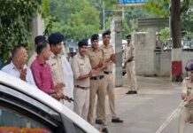 ग्वालियर पुलिस की भावुक विदाई, आरक्षक ने अपने अंदाज से जीता IG का दिल