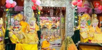 फूलों और हिंडोलों से सजी रामनगरी, अयोध्या के हजारों मंदिरों में झूलनोत्सव शुरू