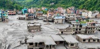 सैलाब की मार झेल रहे नेपाल में भूकंप के झटके, लोगों में बढ़ी चिंता