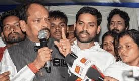छात्रों की मांगों को लेकर रघुवर दास का बड़ा ऐलान, बोले- नहीं हुआ समाधान तो बैठूंगा अनशन पर