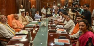 सर्वदलीय बैठक में सीएम योगी का संदेश, जनहित के मुद्दों पर रचनात्मक बहस करें जनप्रतिनिधि