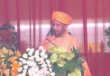 शहीदों के बलिदान को CM योगी का नमन, स्वतंत्रता दिवस पर परिजनों का हुआ सम्मान
