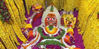 मंगलवार को मंदिरों में गूंजे जय श्रीराम और जय हनुमान के जयकारे, श्रद्धालुओं ने किया विशेष पूजन